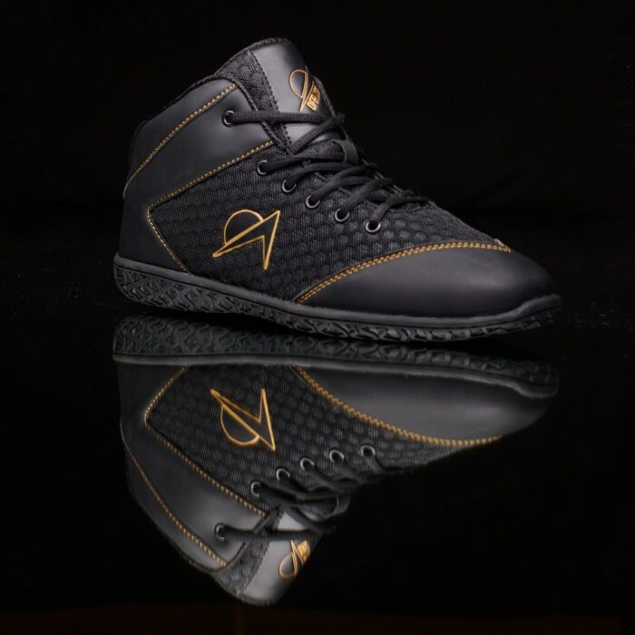 Ninja V2 Black acrobatic shoes