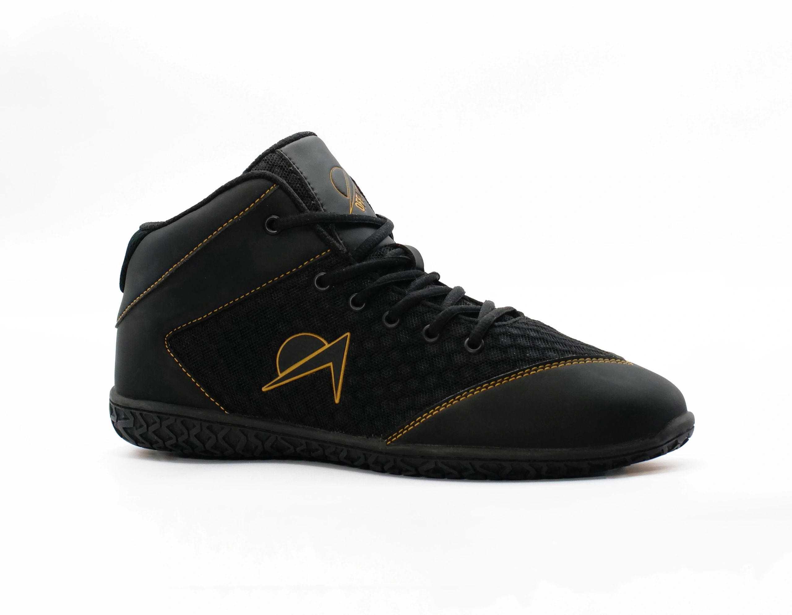 Ninja V2 Black acrobatic shoes