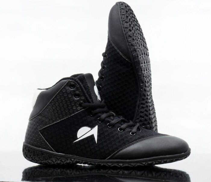 Ninja V2 Black acrobatic shoes