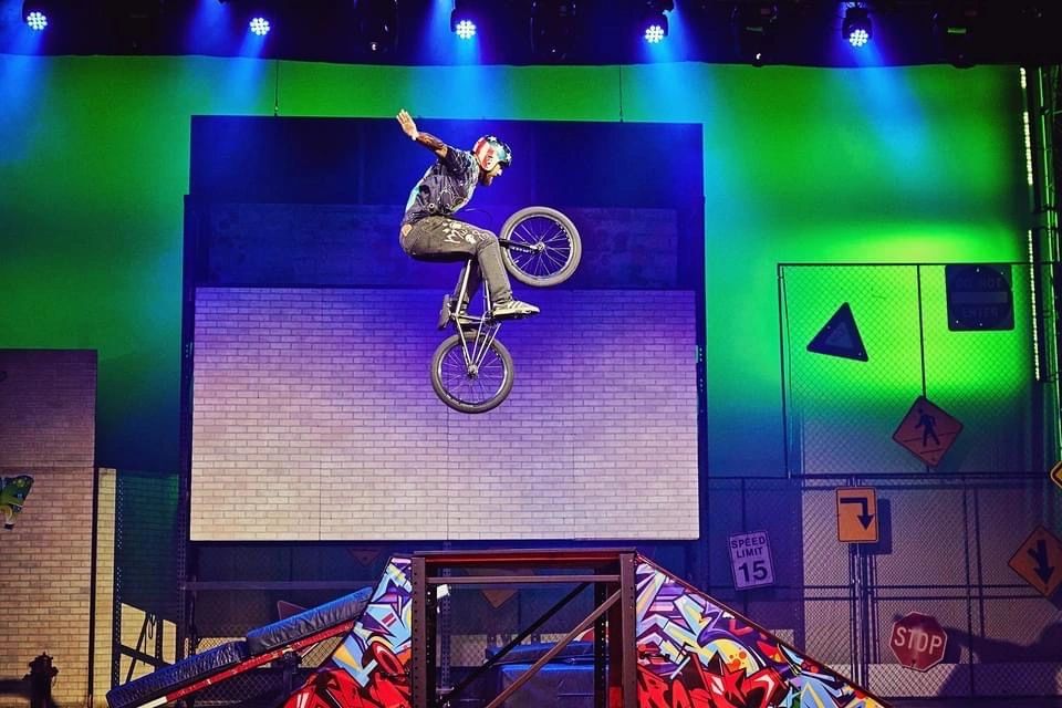 Off Axis Acrobatics stunt show performance